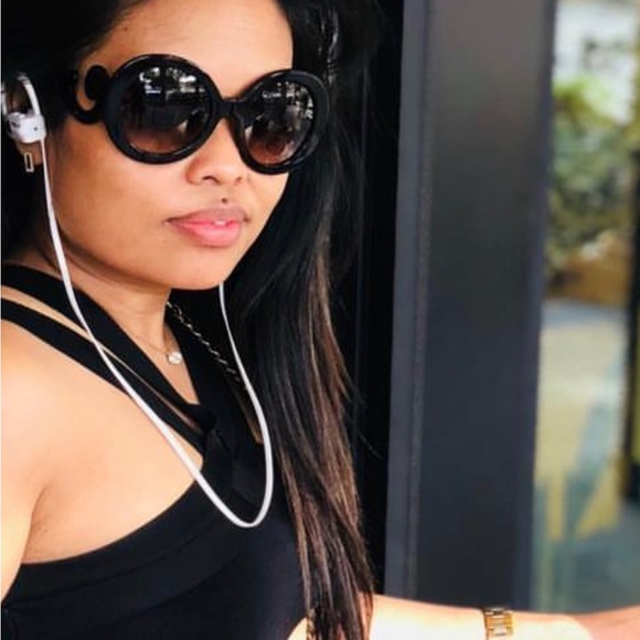 Authentic Prada Oversized Baroque Round Sunglasses. - Picture 9 of 9